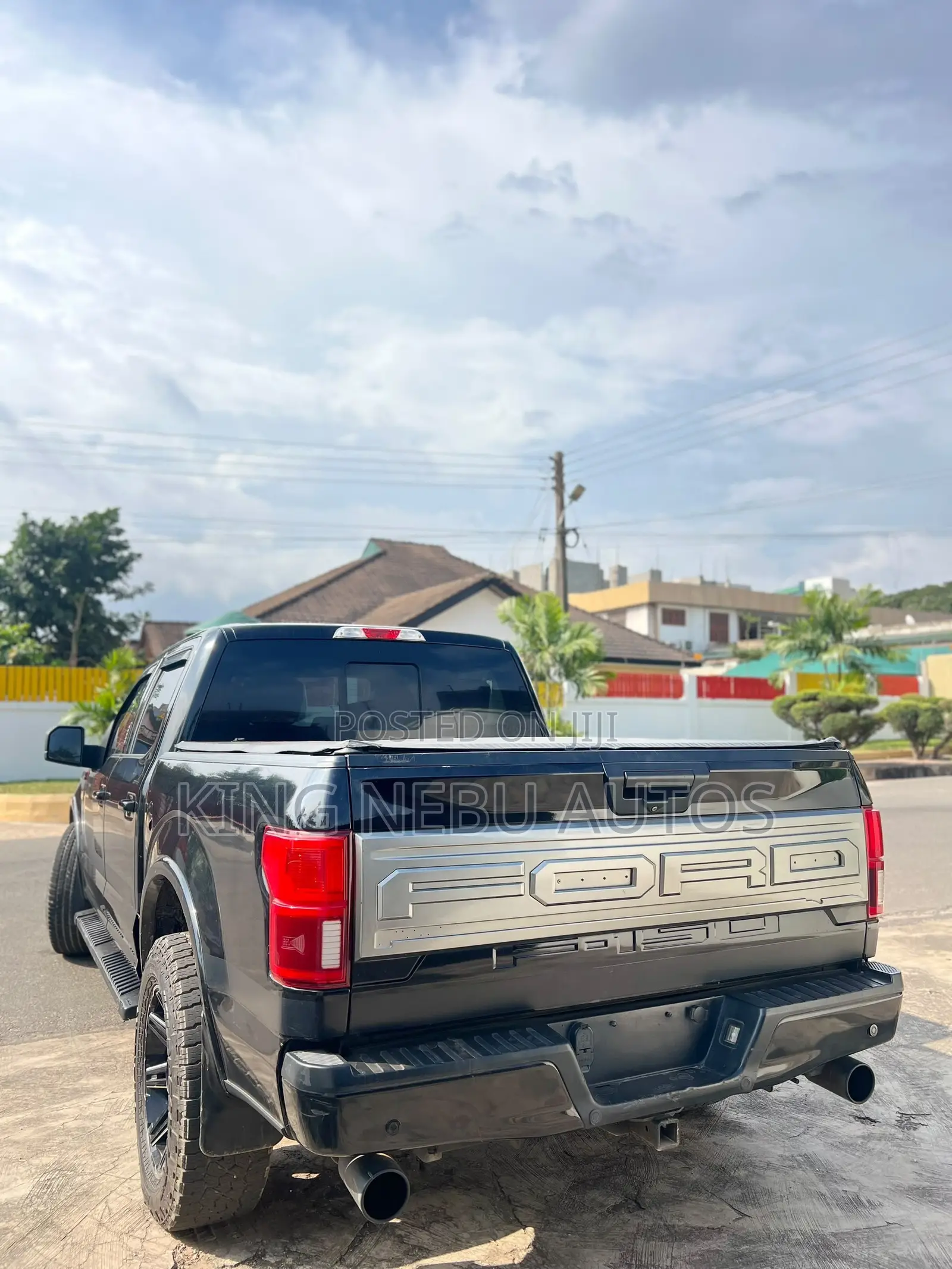 Ford F-150 Limited 4x4 SuperCrew Cab Styleside 5.5 ft. box 145 in. WB