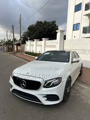 Mercedes-Benz E300 2019 White
