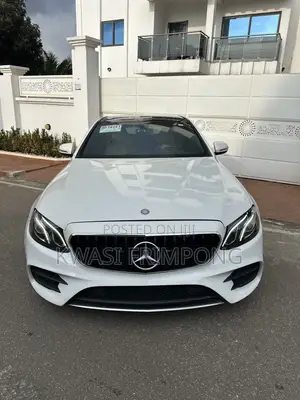 Mercedes-Benz E300 2019 White