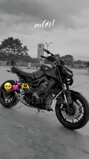 Yamaha 2021 Black