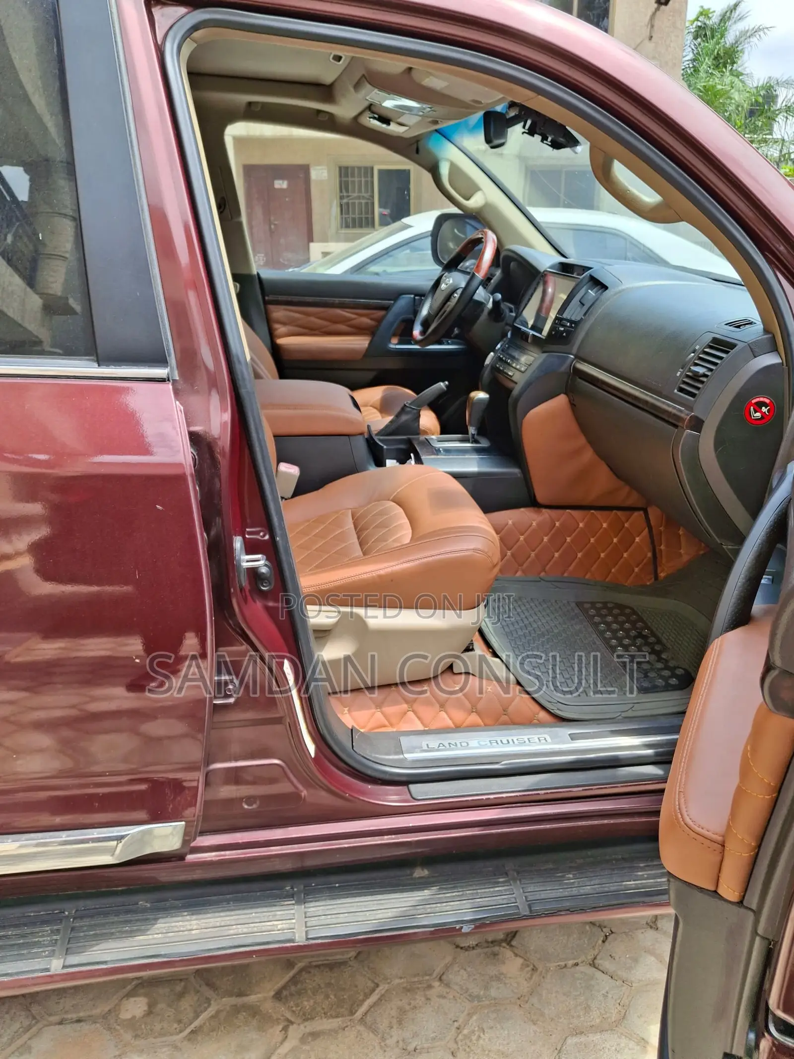 Toyota Land Cruiser 2013 Purple