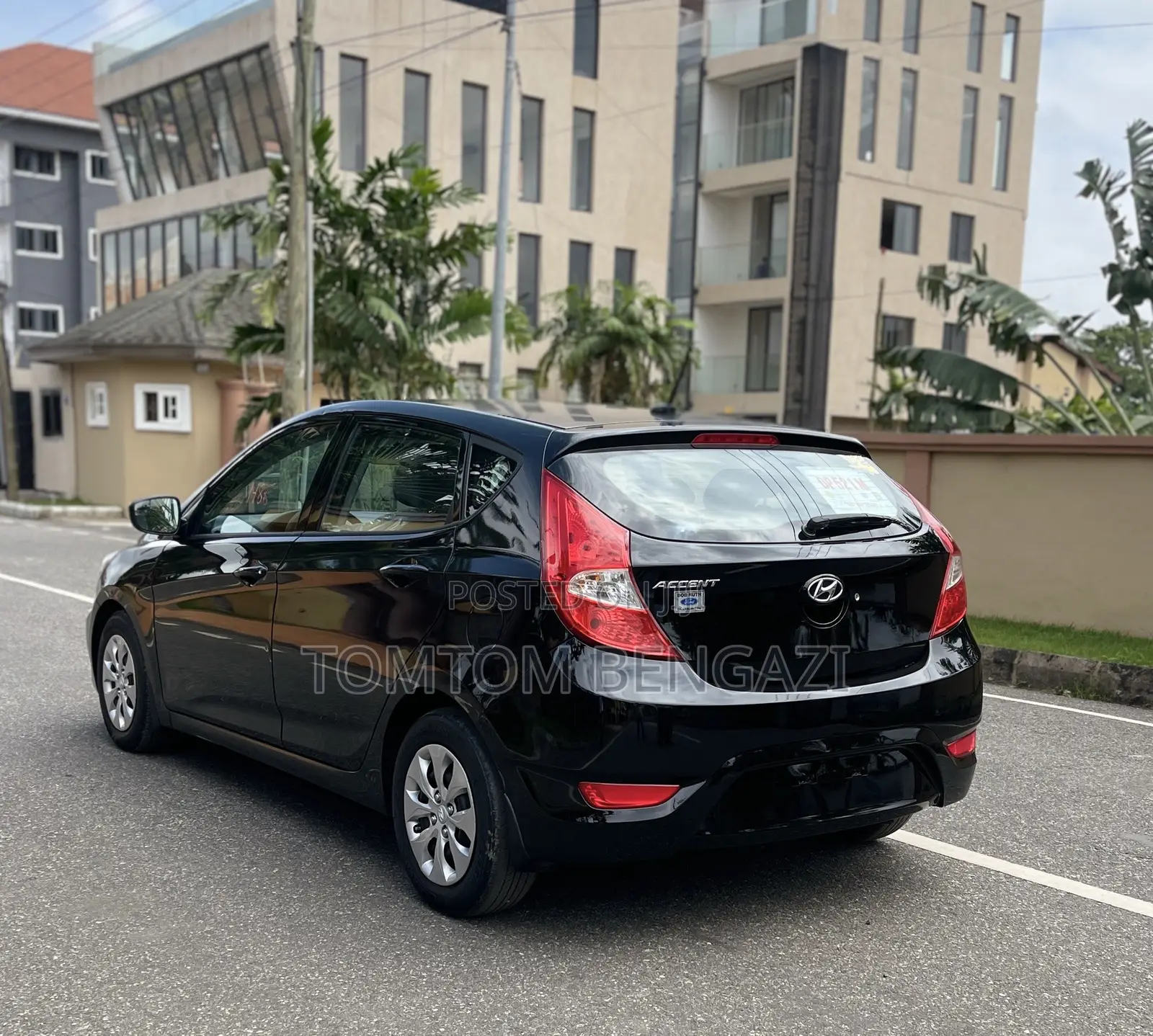 Hyundai Accent SE Hatchback 2016 Black
