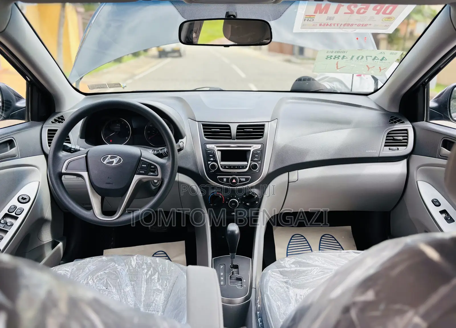 Hyundai Accent SE Hatchback 2016 Black