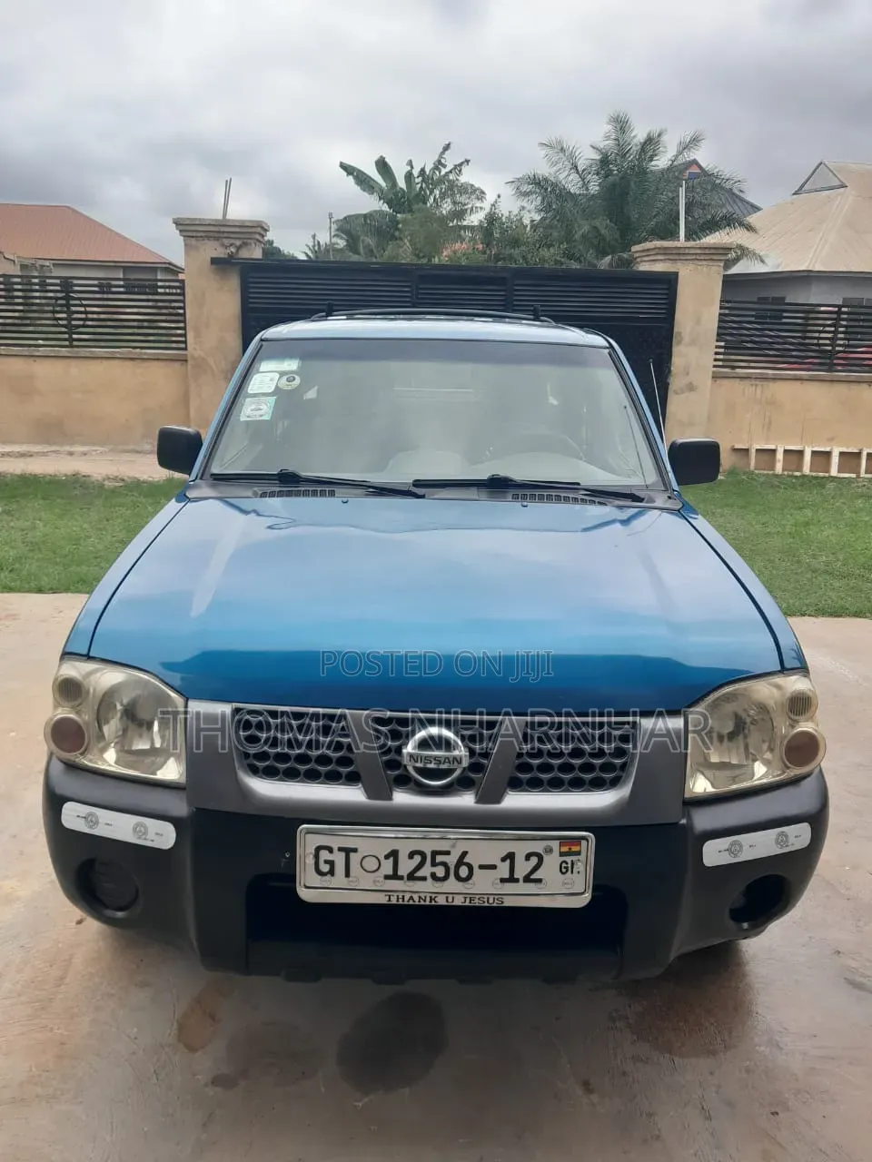 Nissan Navara 2010 Blue