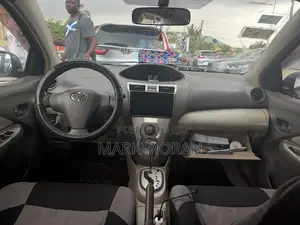 Toyota Belta 2010 Gray
