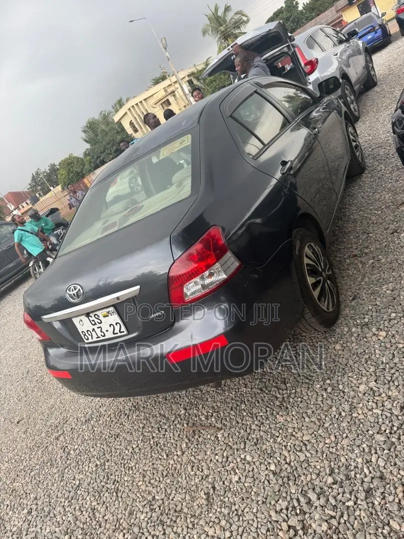 Toyota Belta 2010 Gray