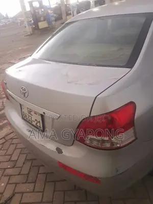 Toyota Yaris 1.5 2009 Silver