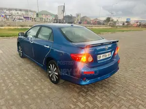 Toyota Corolla 2010 Blue