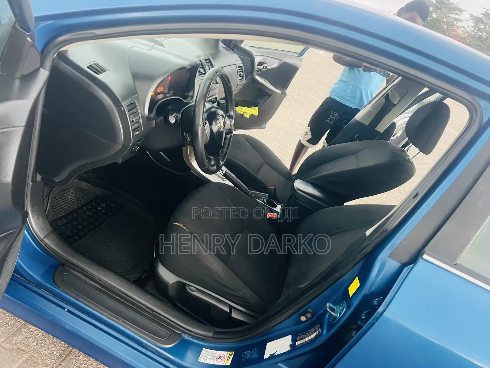 Toyota Corolla 2010 Blue
