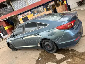 Hyundai Sonata 2016 Blue