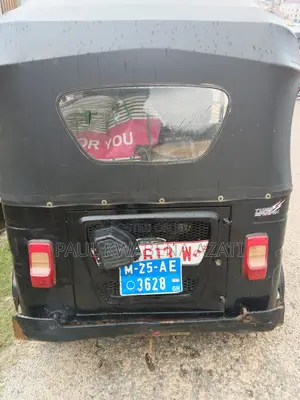Bajaj RE 2025 Black