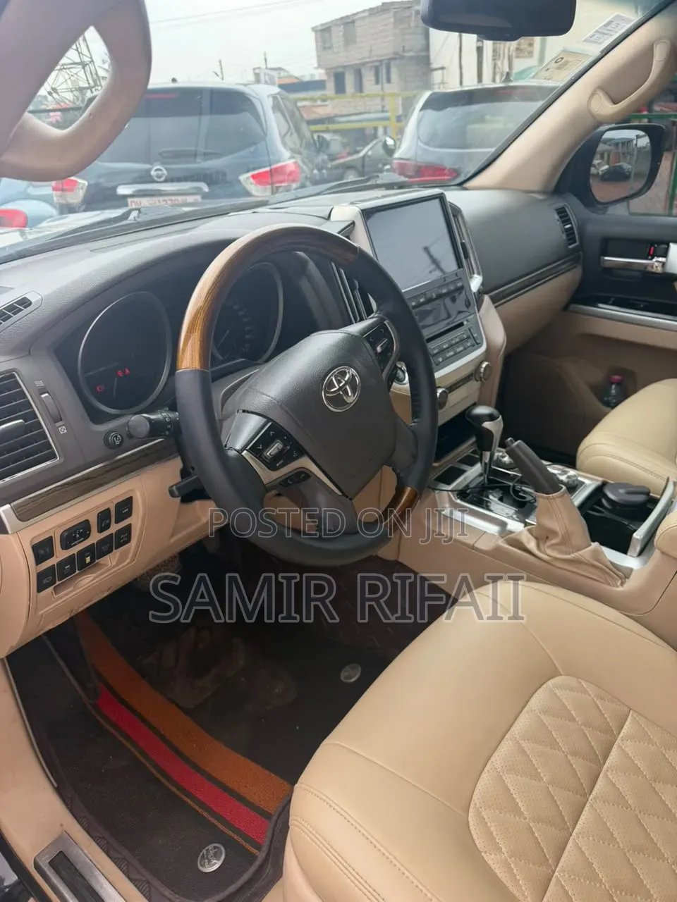 Toyota Land Cruiser 5.7 V8 2015 Black