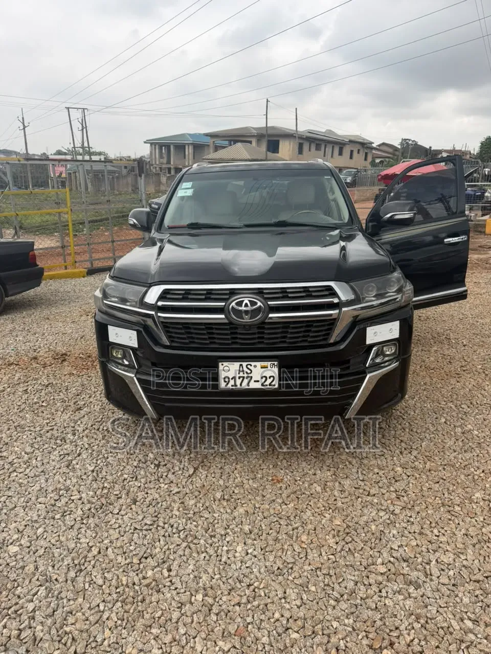 Toyota Land Cruiser 5.7 V8 2015 Black