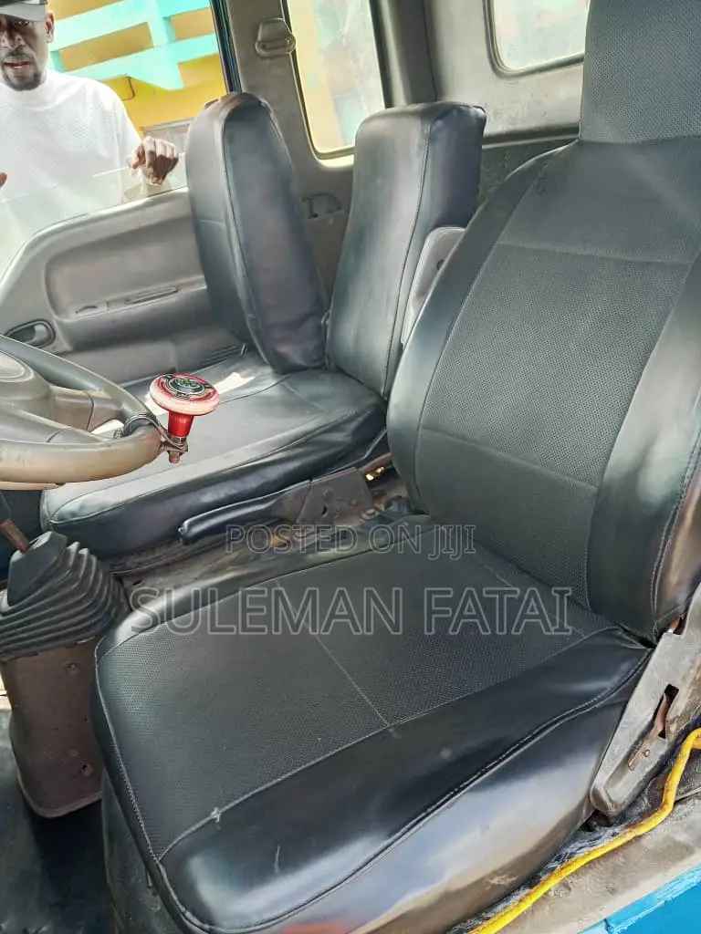 Kia Bongo 2000 Blue