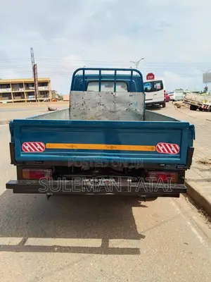 Kia Bongo 2000 Blue