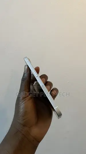 Apple iPhone 13 128 GB White