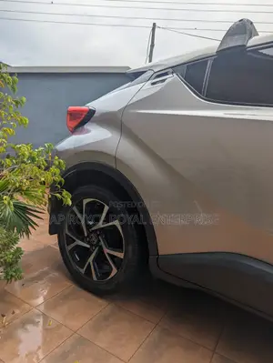 Toyota C-HR 2018 Gray