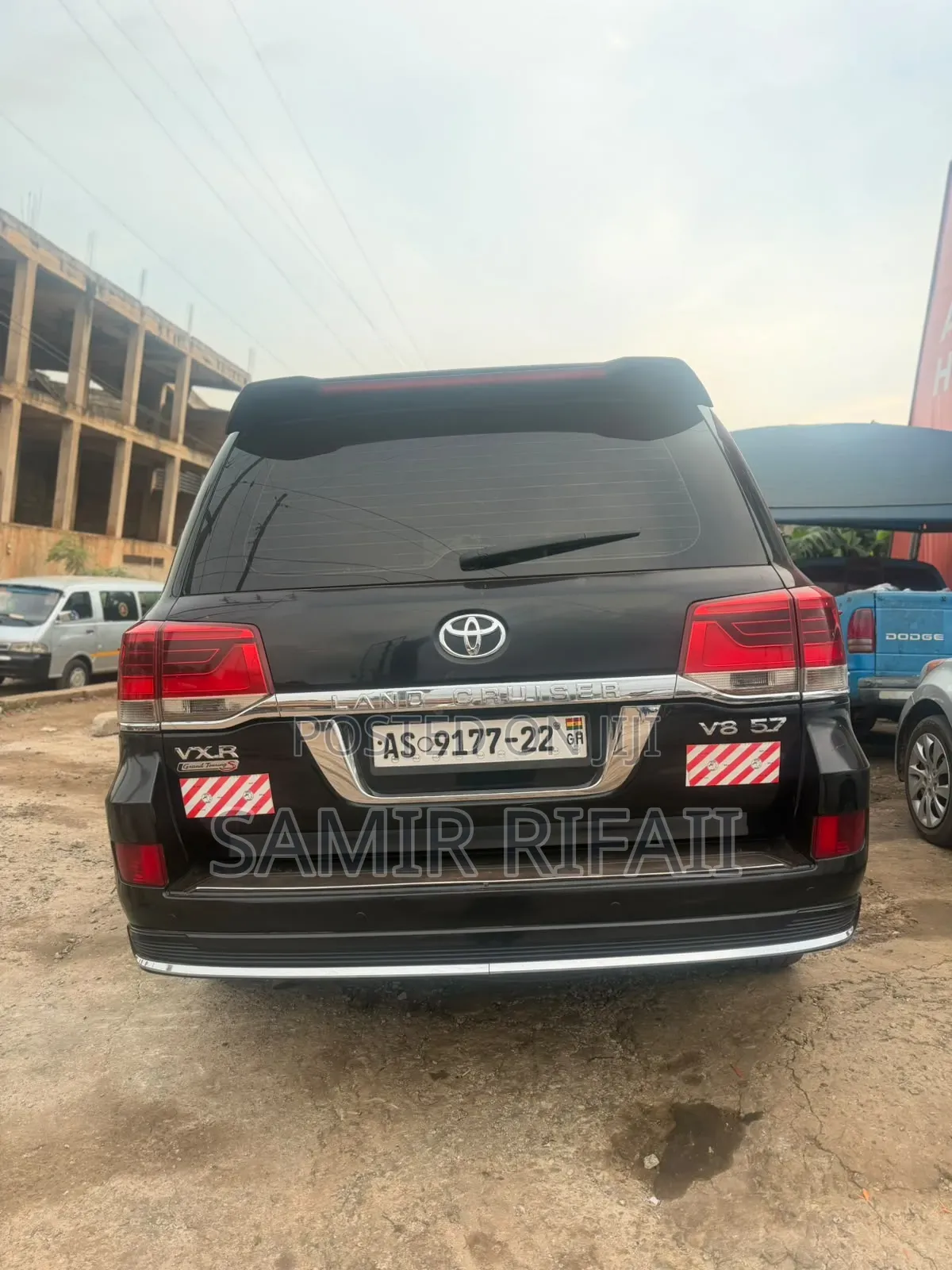 Toyota Land Cruiser 5.7 V8 2015 Black
