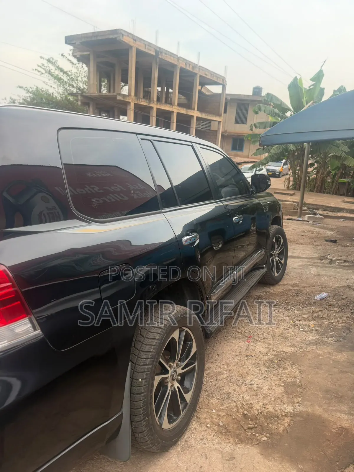 Toyota Land Cruiser 5.7 V8 2015 Black