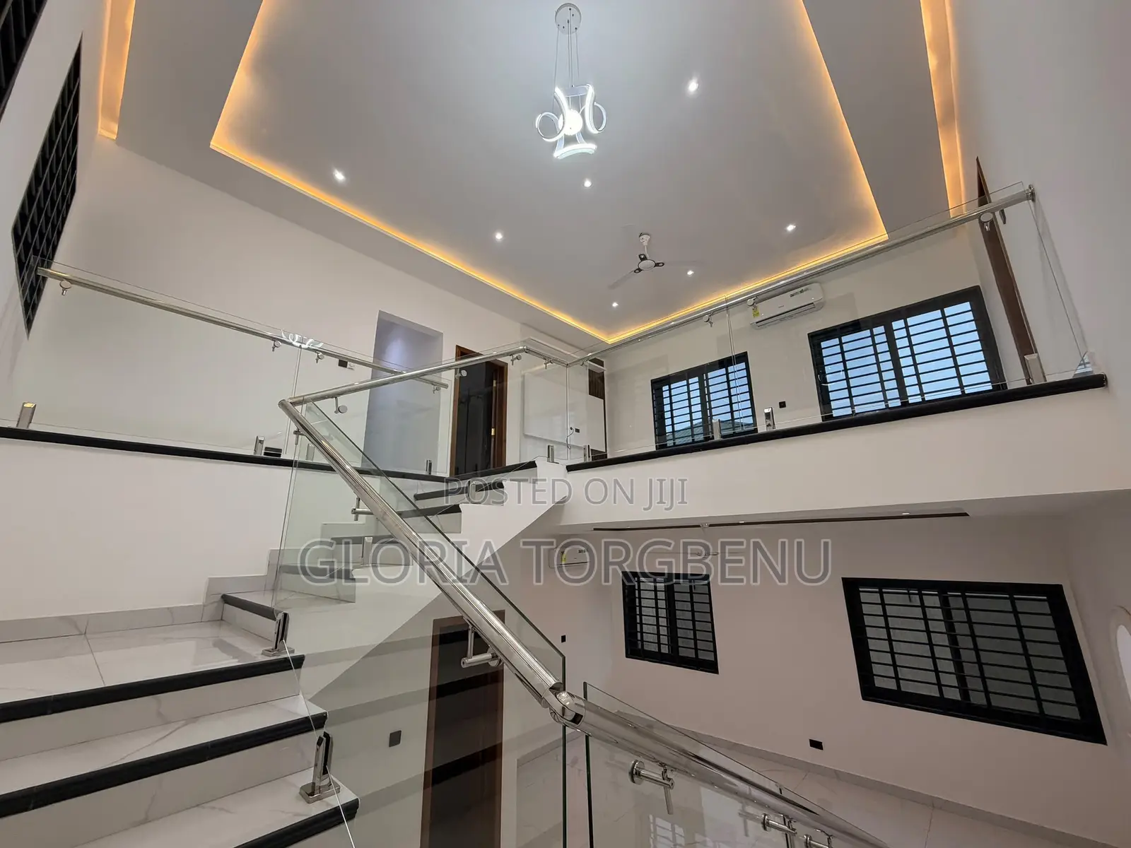 4bdrm Apartment in Ashaley Botwe for rent