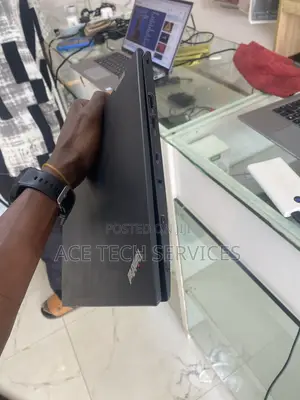 Laptop Lenovo ThinkPad X1 Yoga 8GB Intel Core i5 SSD 256GB