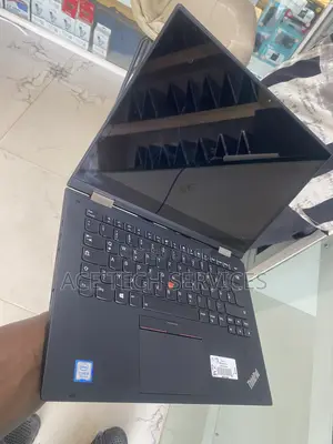 Laptop Lenovo ThinkPad X1 Yoga 8GB Intel Core i5 SSD 256GB