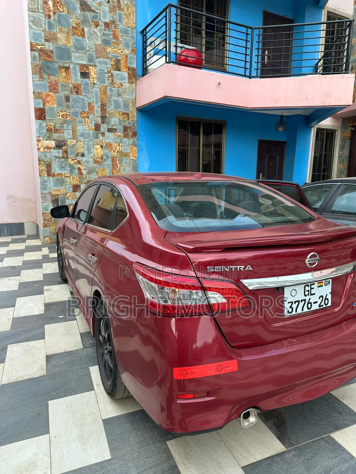 Nissan Sentra SR 4dr Sedan (1.8L 4cyl CVT) 2015 Red