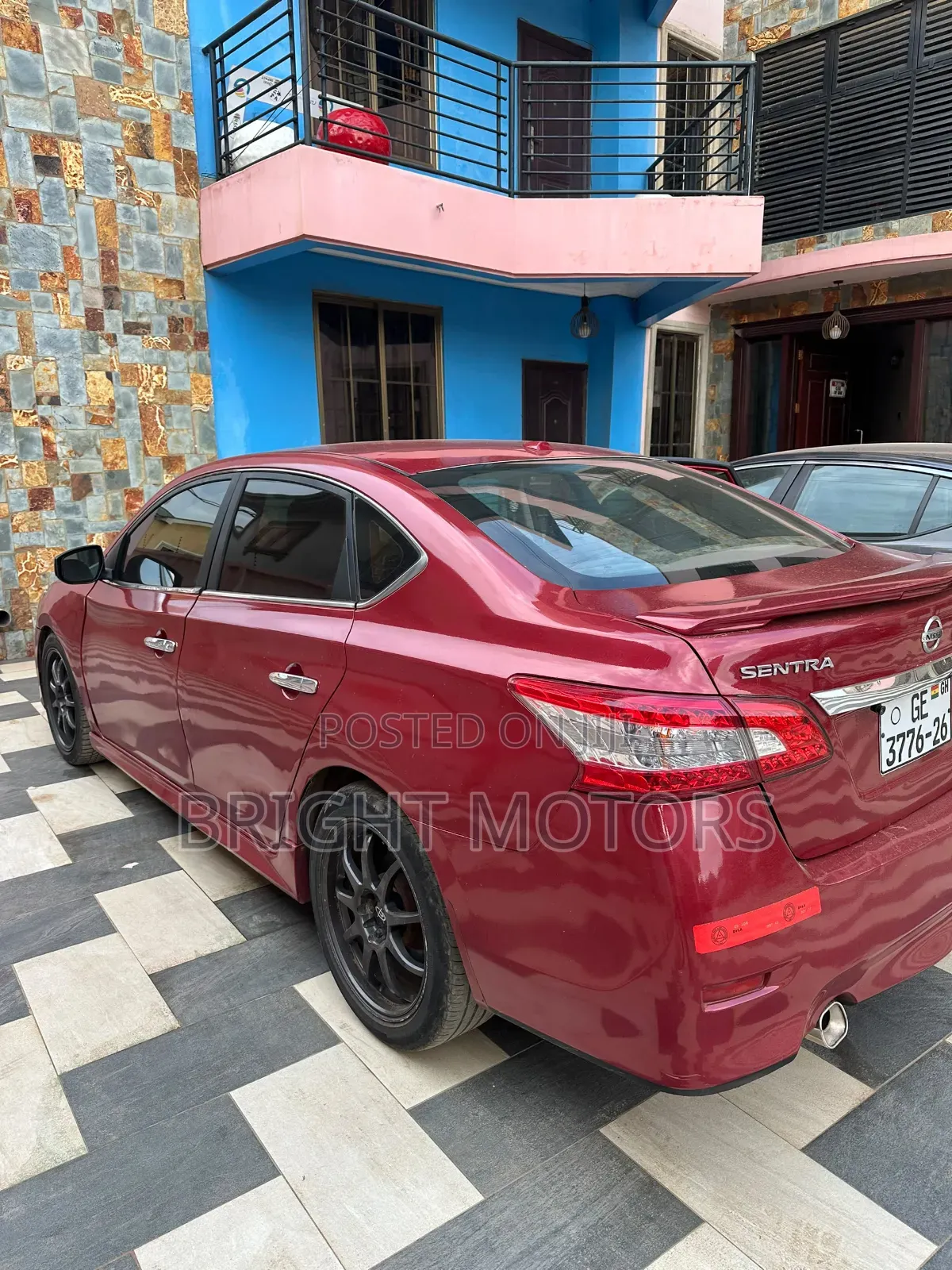 Nissan Sentra SR 4dr Sedan (1.8L 4cyl CVT) 2015 Red