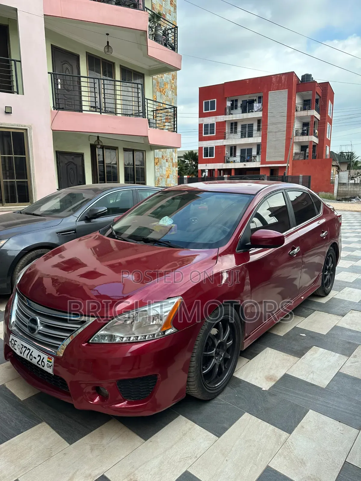 Nissan Sentra SR 4dr Sedan (1.8L 4cyl CVT) 2015 Red