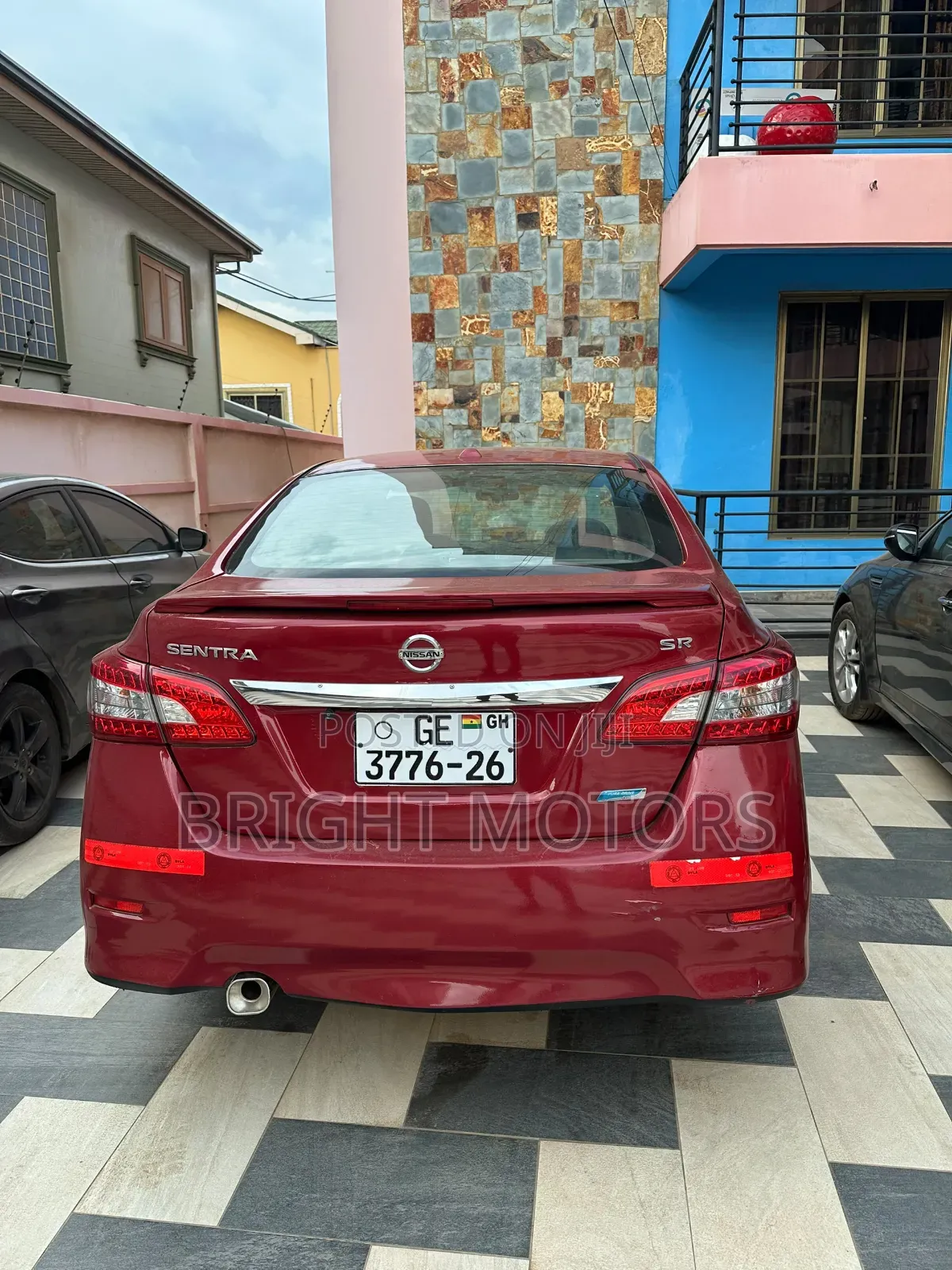 Nissan Sentra SR 4dr Sedan (1.8L 4cyl CVT) 2015 Red