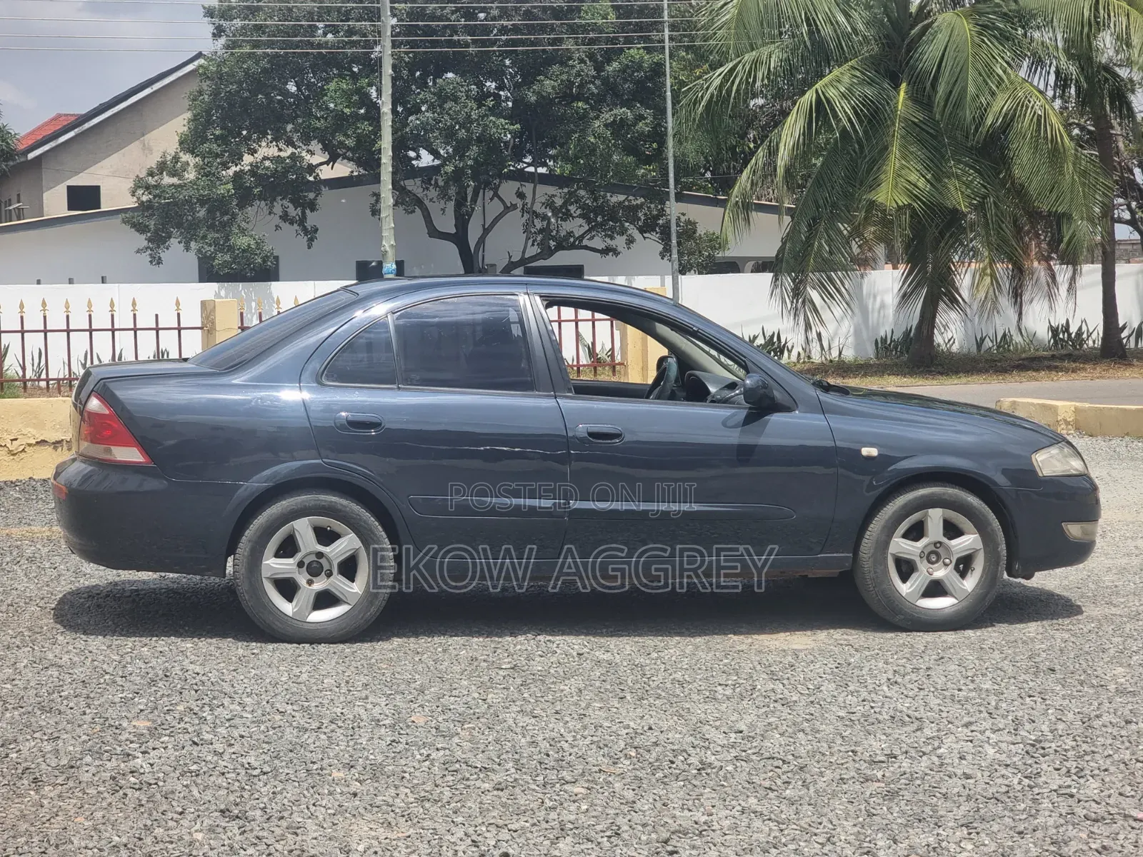 Nissan Sunny 2009 Gray