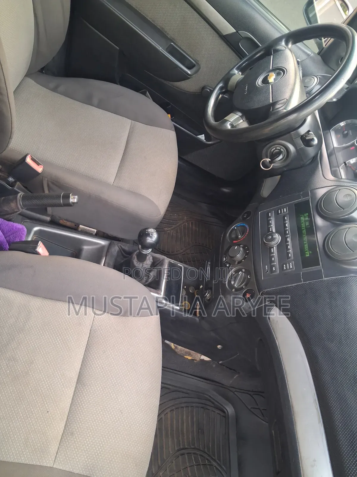 Chevrolet Aveo 2010 Gray