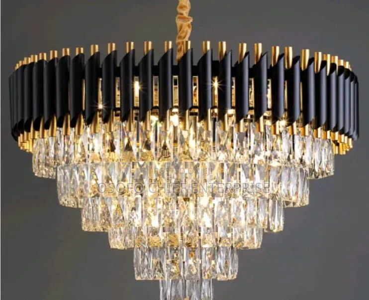 Chandelier Medium