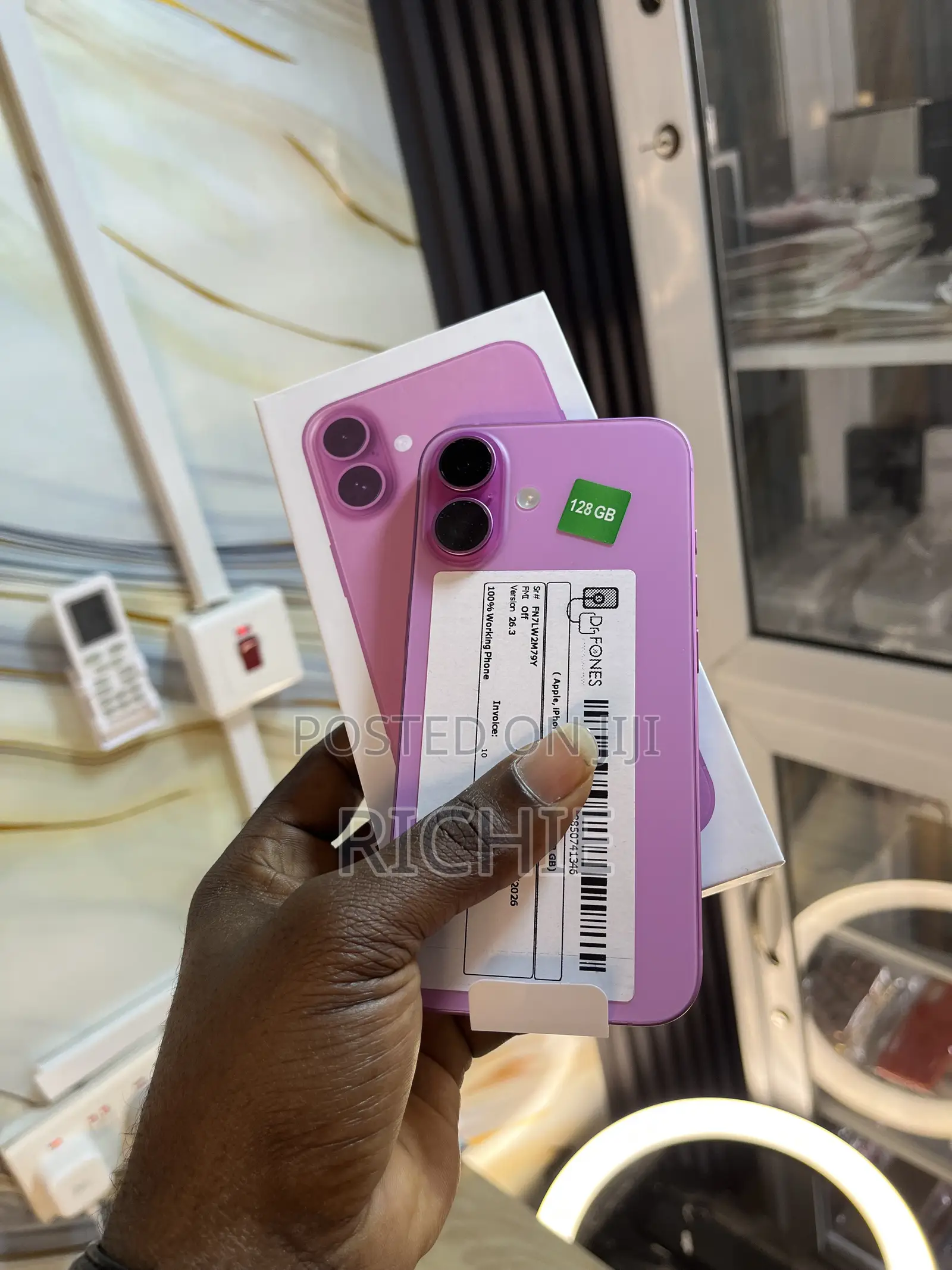 New Apple iPhone 16 128 GB Pink