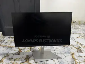 Dell Edgeless Monitor 24 Inches Slim