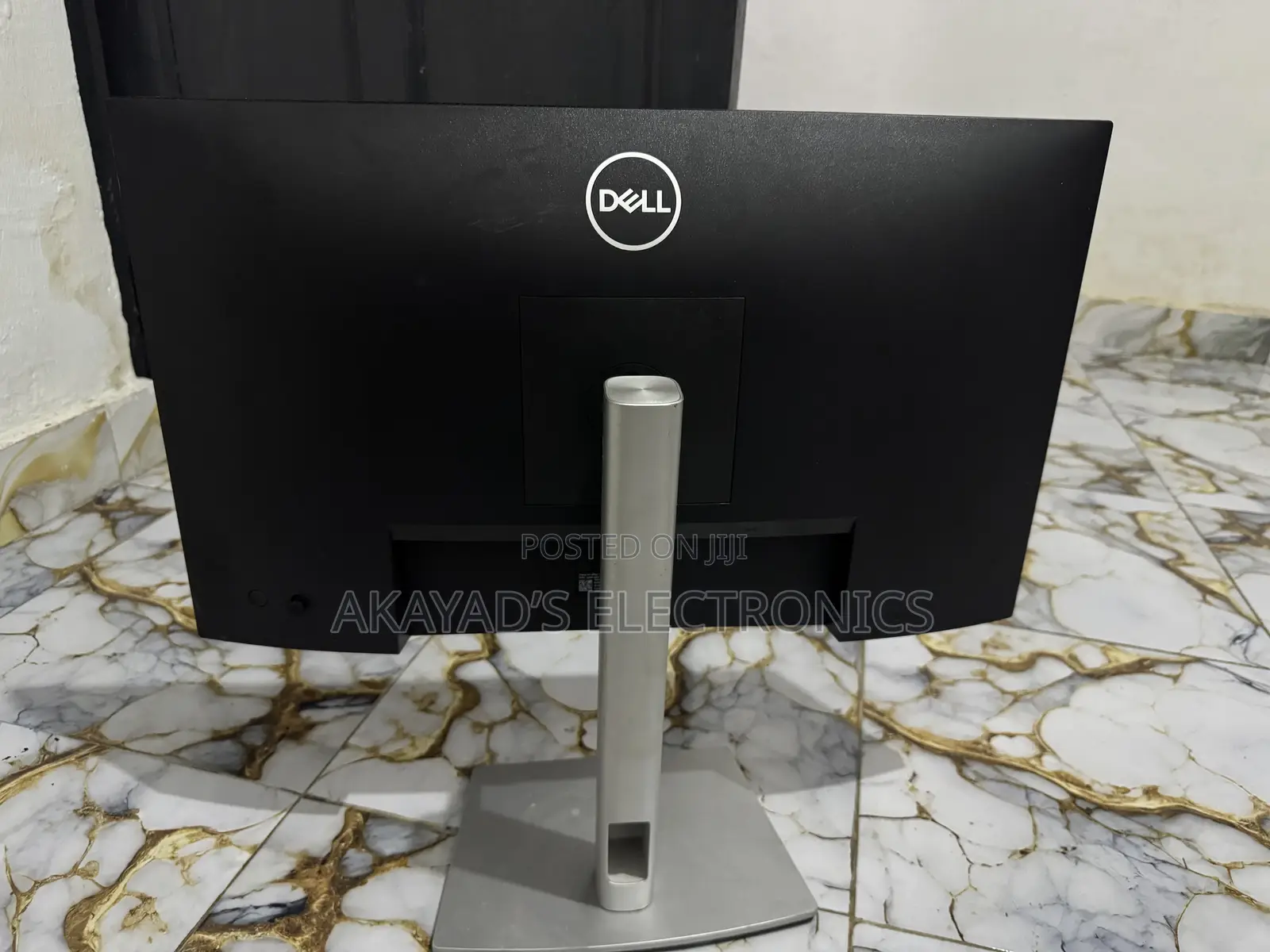Dell Edgeless Monitor 24 Inches Slim
