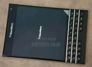 New BlackBerry Passport 32 GB Black