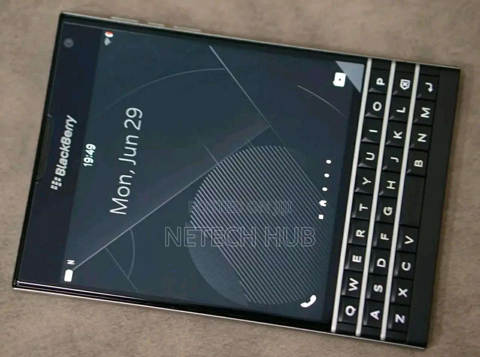 New BlackBerry Passport 32 GB Black