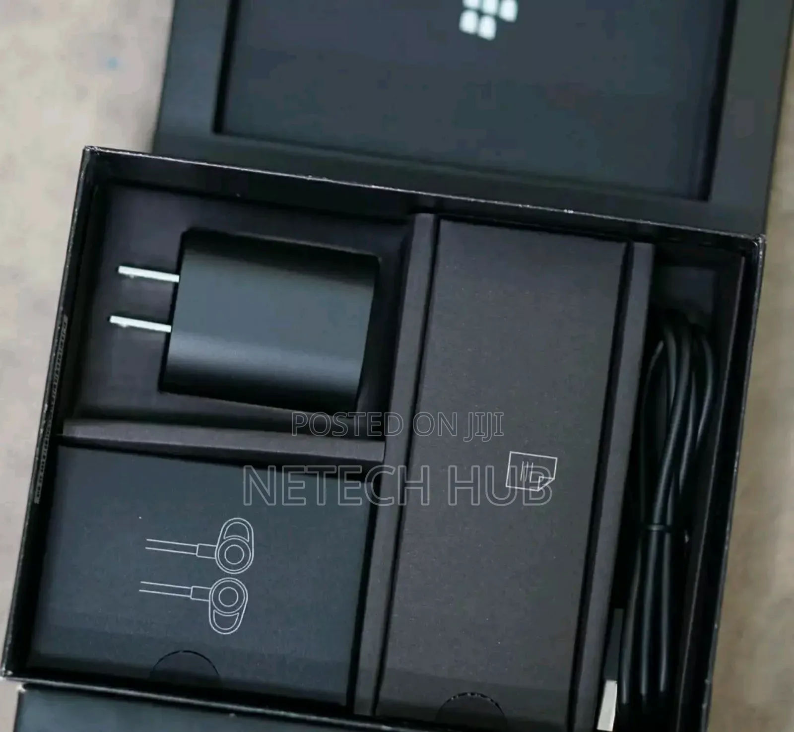 New BlackBerry Passport 32 GB Black
