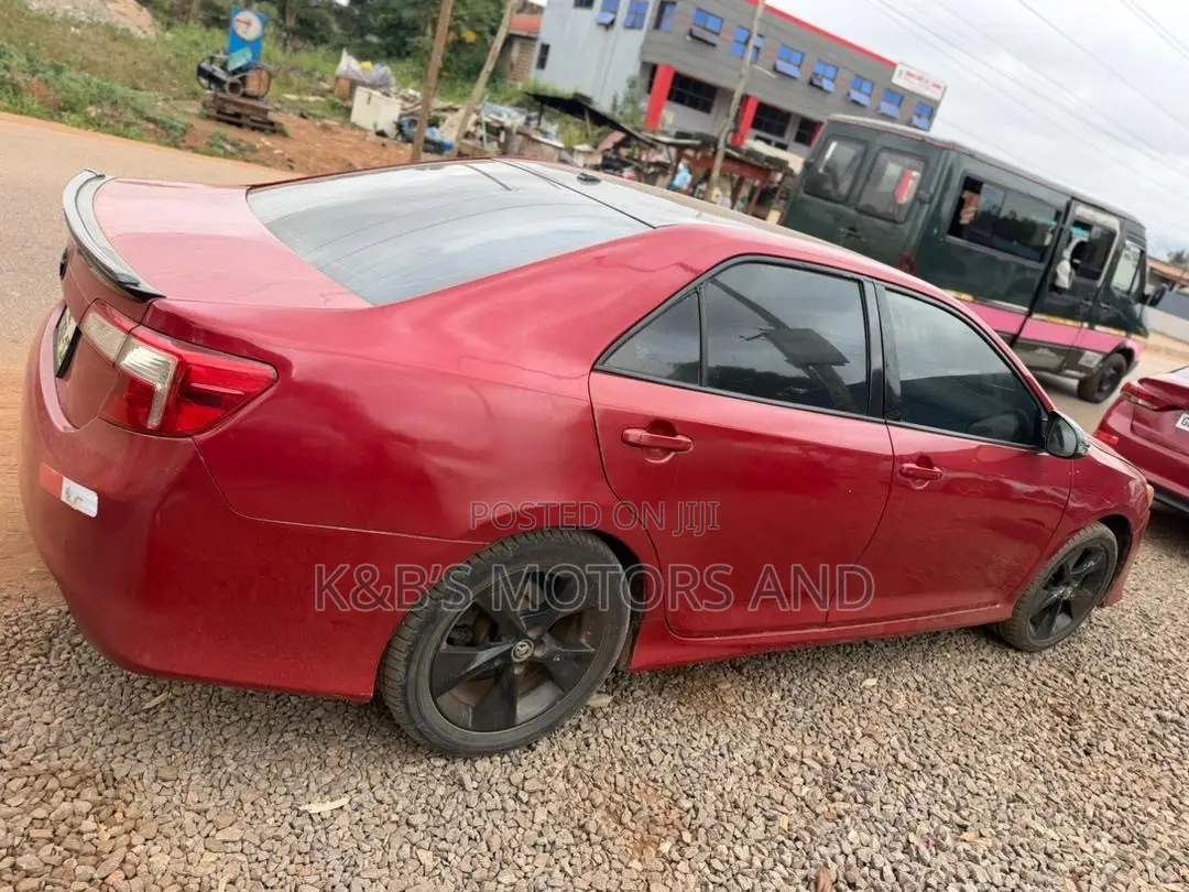 Toyota Camry SE Sport 4dr Sedan (2.5L 4cyl 6A) 2014 Burgundy