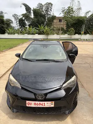 Toyota Corolla LE (1.8L 4cyl 2A) 2018 Black