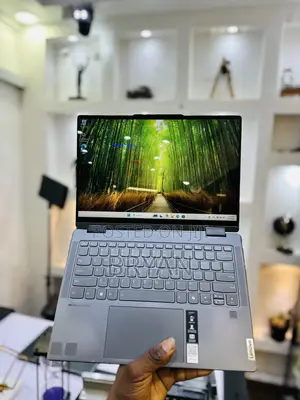 Laptop Lenovo Yoga 7i 16GB Intel Core Ultra 5 SSD 512GB