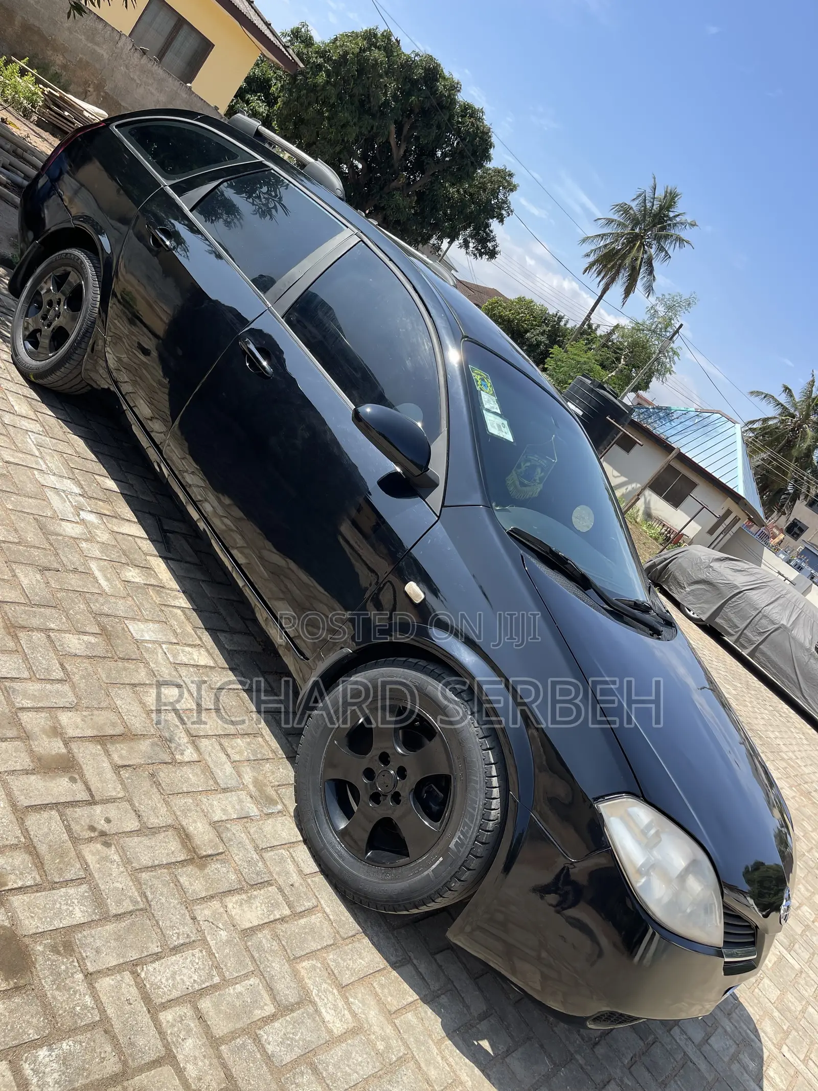 Nissan Primera 2010 Black