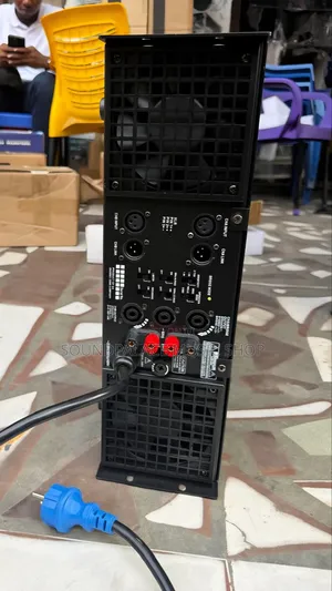 Crest Audio CA 30 Professional 2-Channel Power Amplifier