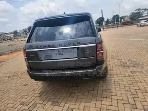 Land Rover Range Rover Vogue 2018 Gray