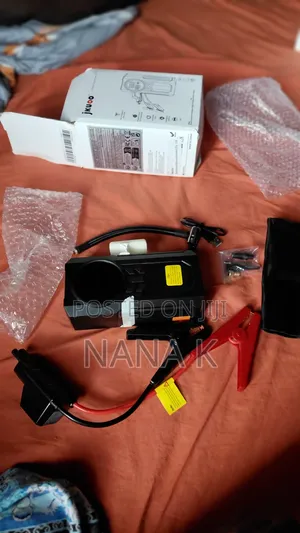 4 in 1 Car Jump Starter
