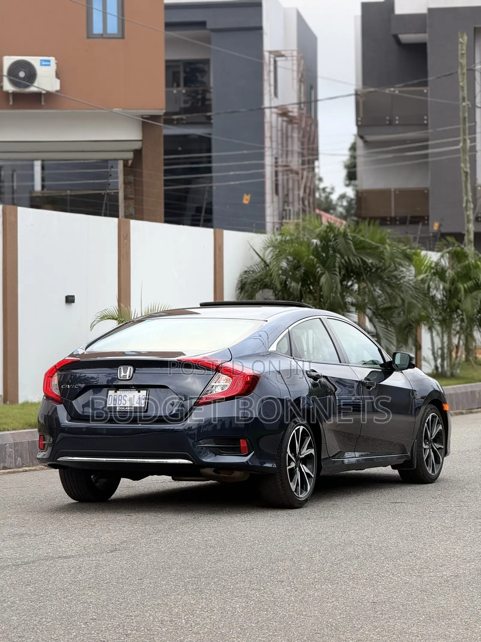 Honda Civic EX Sedan 2020 Gray