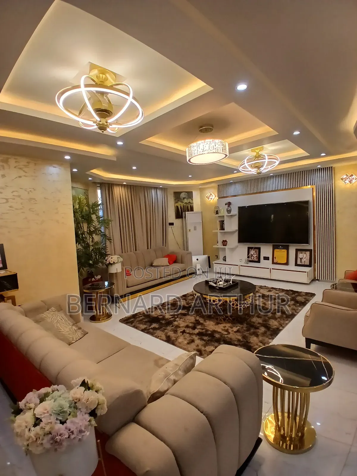 Furnished 7bdrm Mansion in Bernard Agency, CP for rent