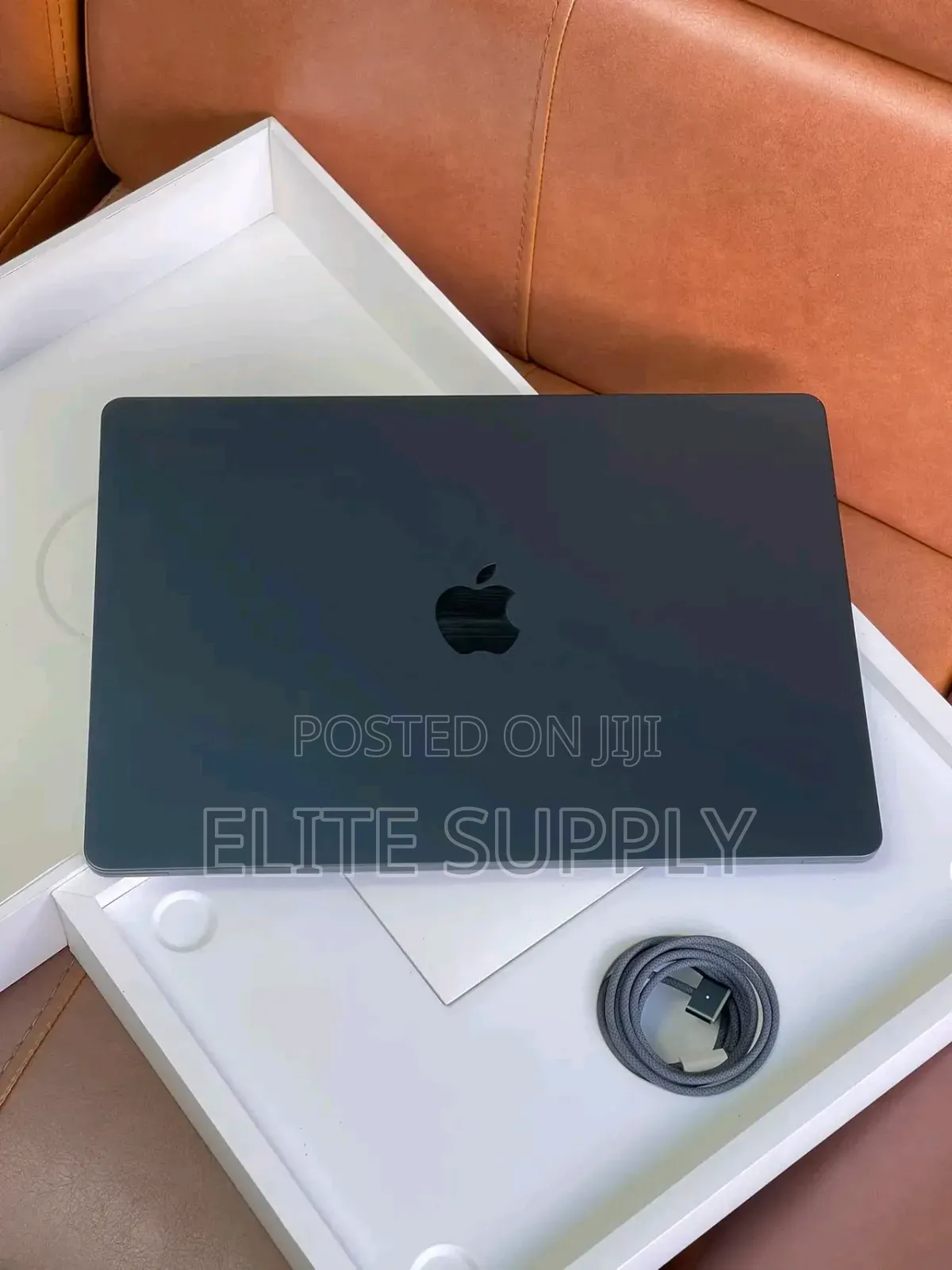 New Laptop Apple MacBook Air 2025 M4 16GB Apple M4 SSD 256GB