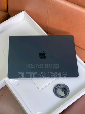 New Laptop Apple MacBook Air 2025 M4 16GB Apple M4 SSD 256GB